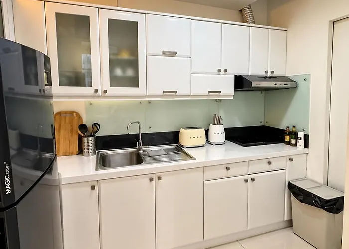 Minimalist Luxury Spacious 1 Bedroom In Burgos Circle Apartamento Manila