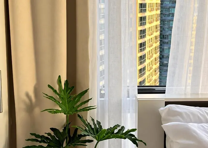 Minimalist Luxury Spacious 1 Bedroom In Burgos Circle Manila