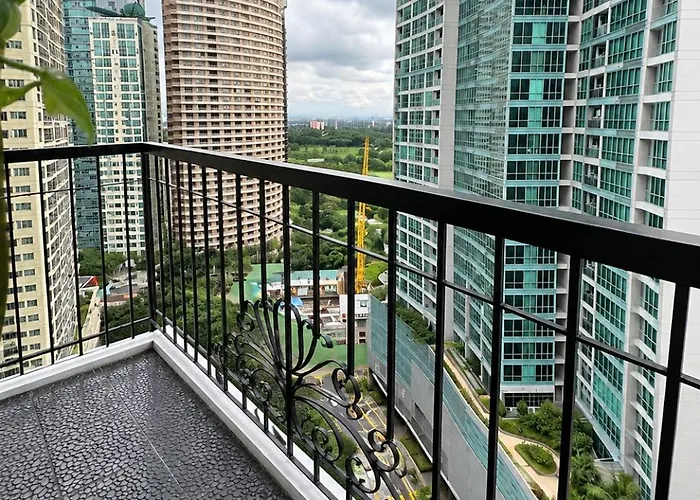 Minimalist Luxury Spacious 1 Bedroom In Burgos Circle Apartamento Manila
